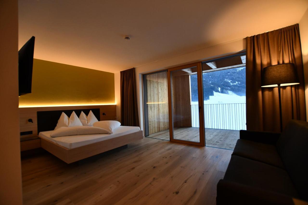 Hotel Tyrol Planca di Sopra Екстер'єр фото