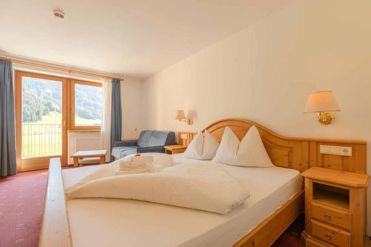 Hotel Tyrol Planca di Sopra Екстер'єр фото