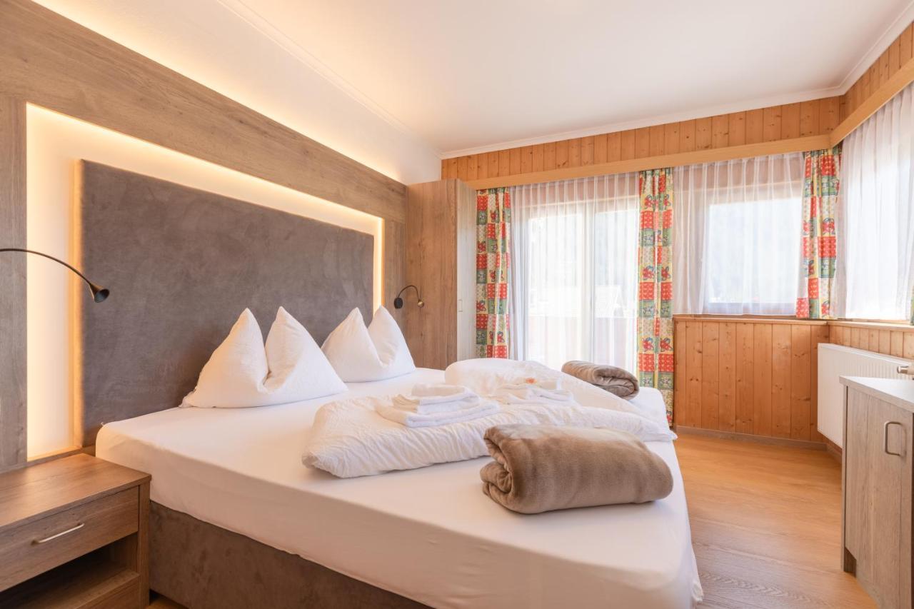 Hotel Tyrol Planca di Sopra Екстер'єр фото