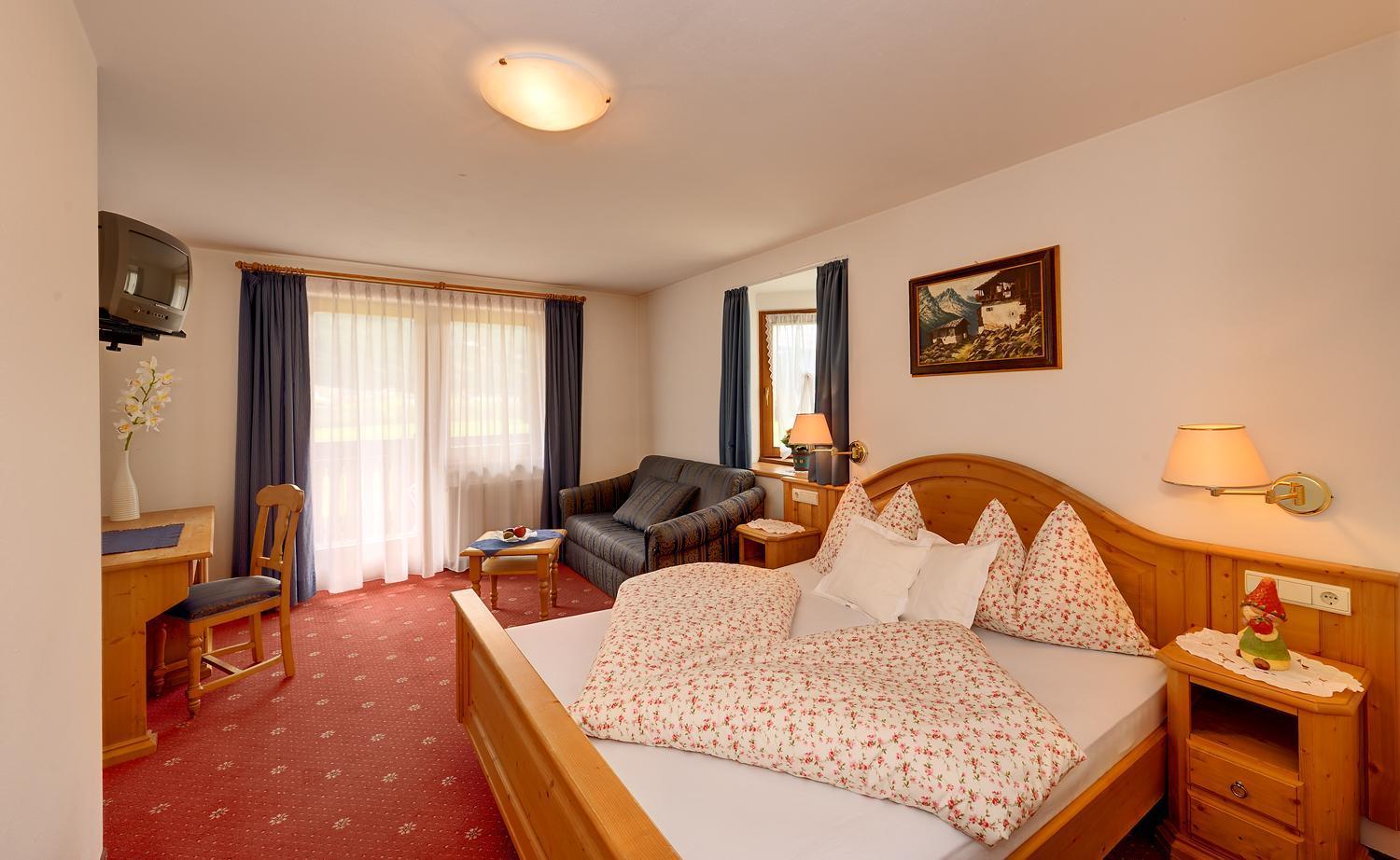 Hotel Tyrol Planca di Sopra Екстер'єр фото